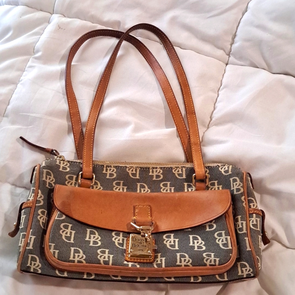 Dooney and bourke